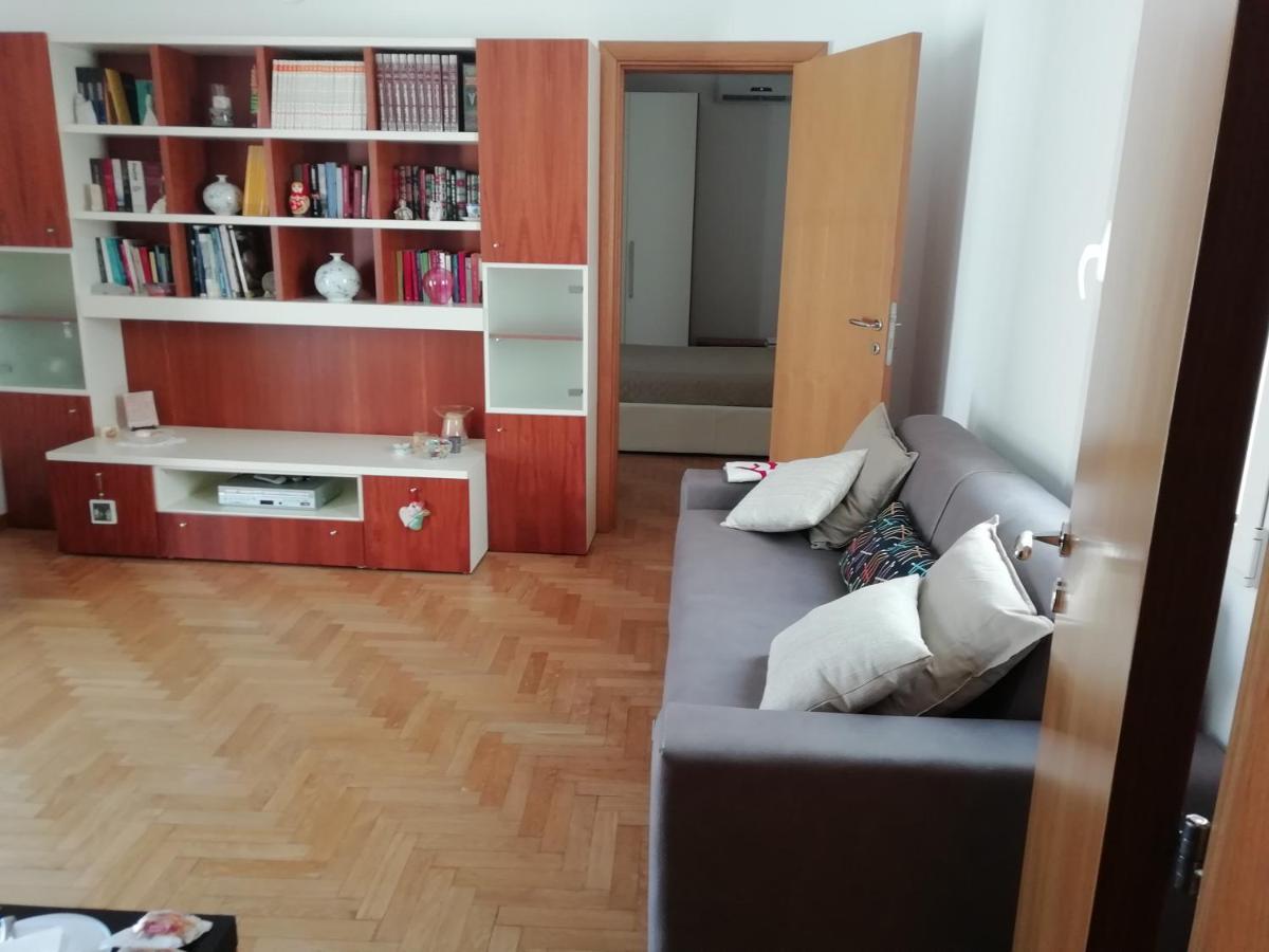B&B Ninedda 莫诺波利 外观 照片